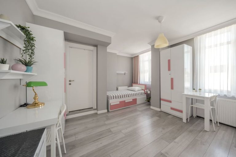 Academic House Kadıkoy Girls Apart student accommodation