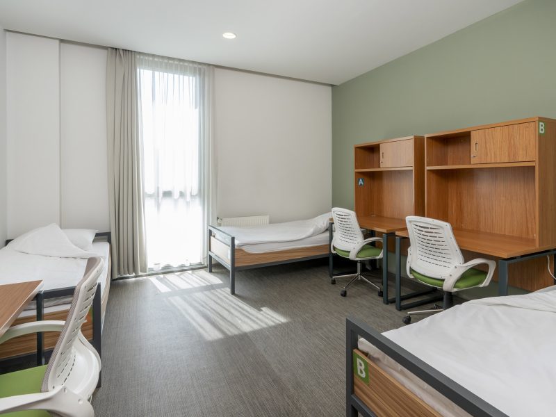 4-Person Room